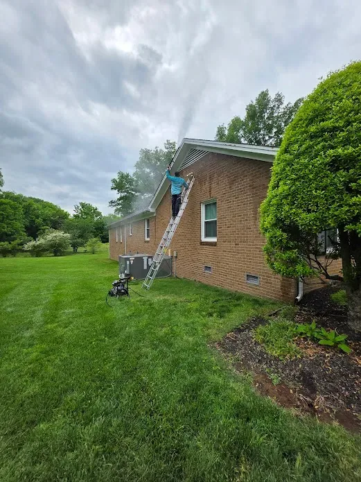 Comptons Painting LLC — Pressure Washing project
